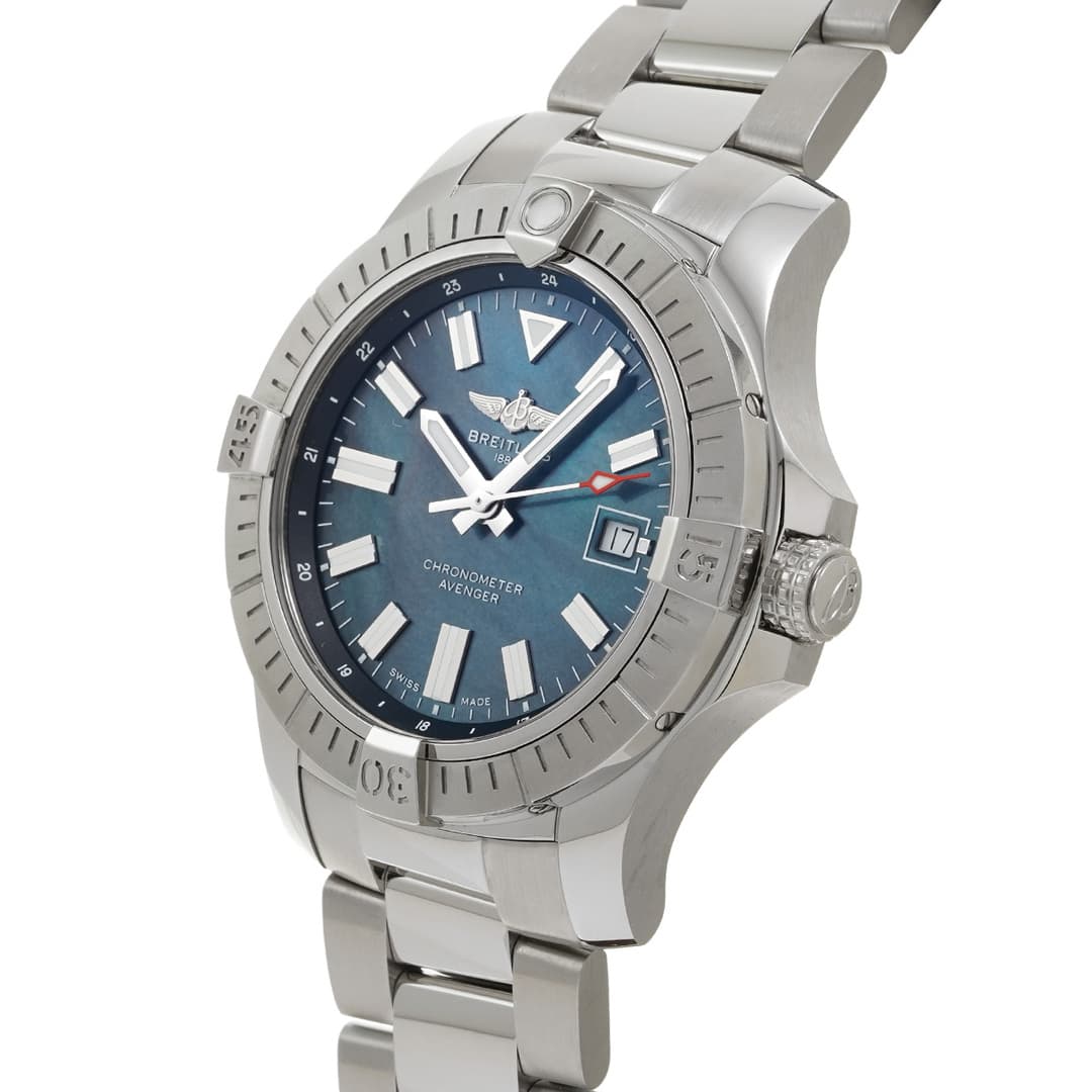 Breitling Avenger Automatic 43 Japan Edition — 2