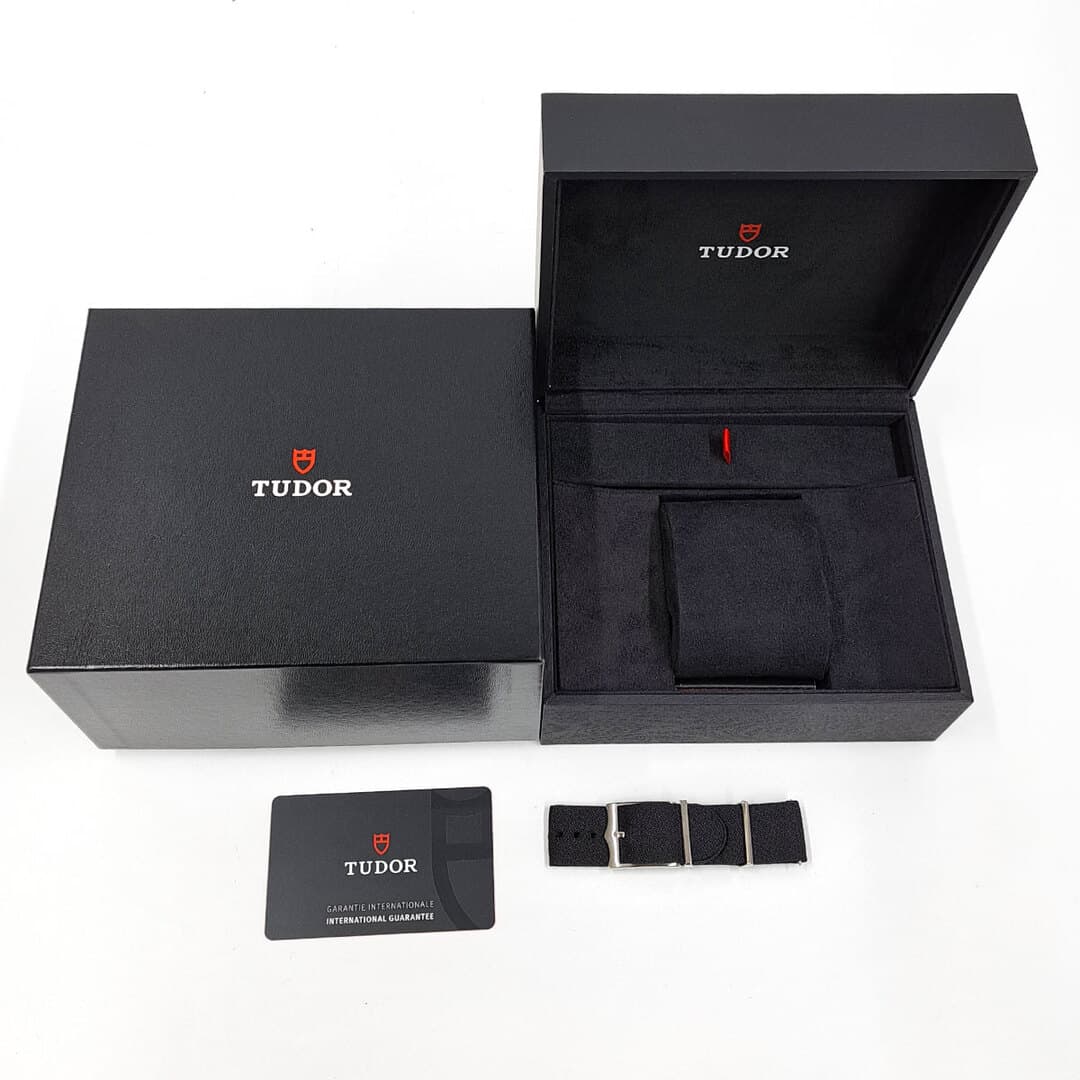 Tudor Heritage Black Bay "Harrods" Édition Limitée — 6